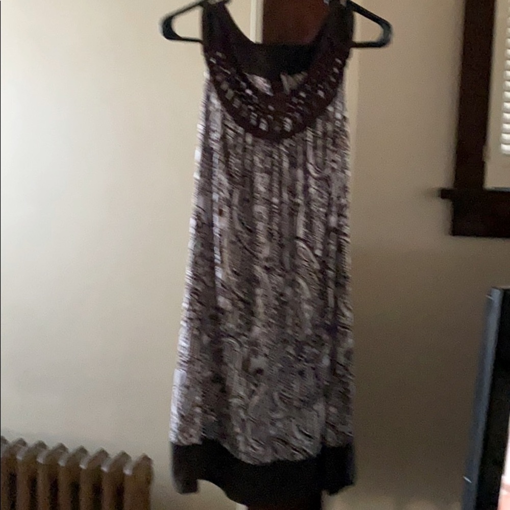Wrapper sleeveless dress NWOT w/Paisley design